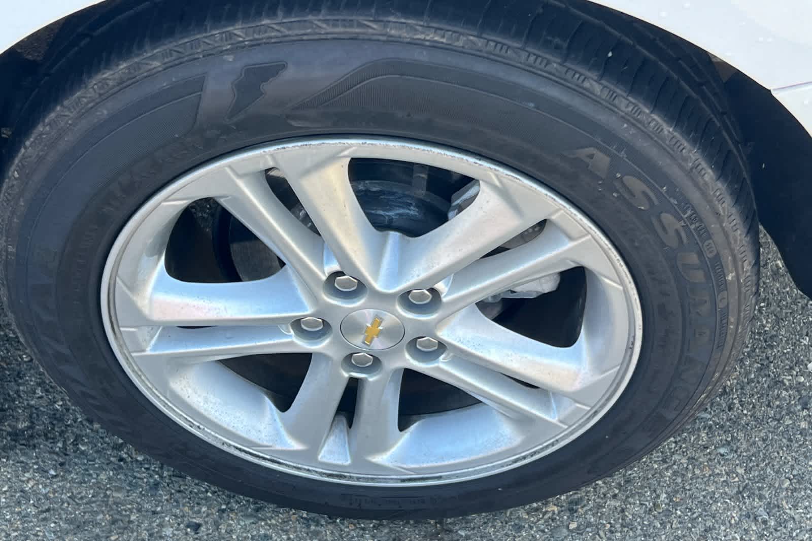 Thumbnail: 2017 Chevrolet Cruze - 17