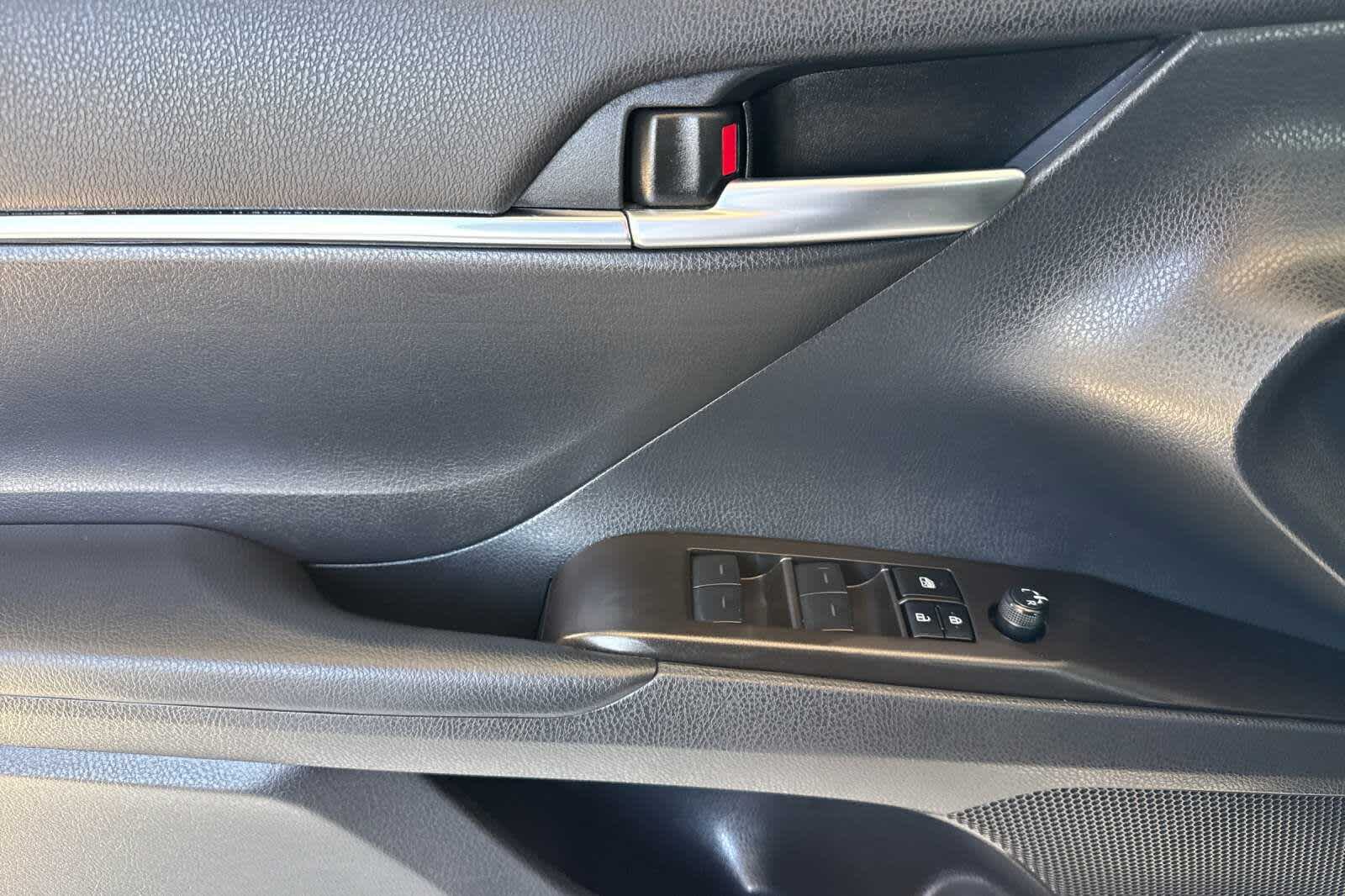 Thumbnail: 2024 Toyota Camry - 12