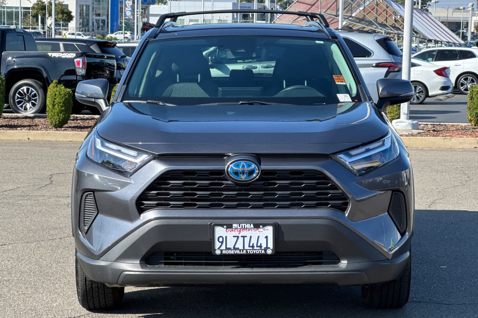 Thumbnail: 2024 Toyota RAV4 - 10