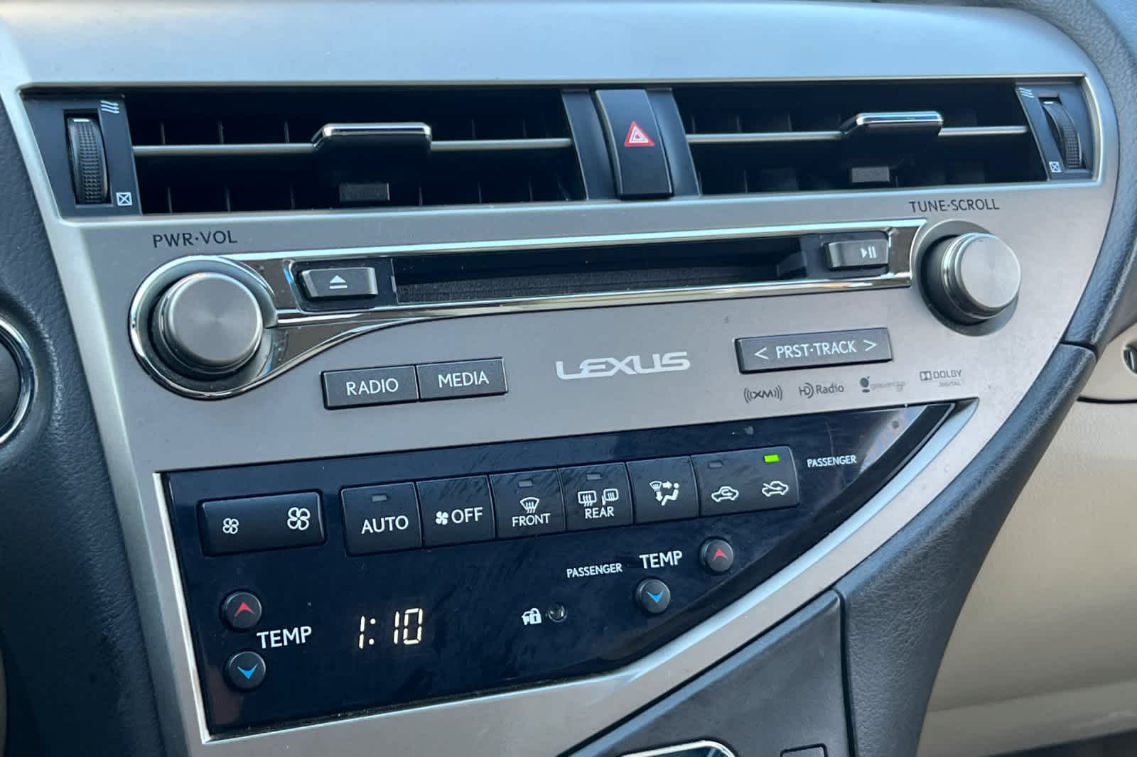 Thumbnail: 2015 Lexus RX - 23