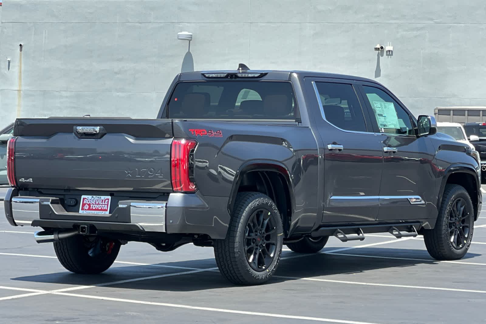 Thumbnail: 2025 Toyota Tundra - 2