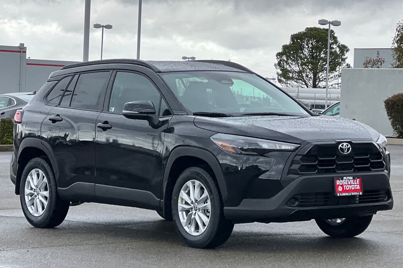 Thumbnail: 2026 Toyota Corolla Cross - 10