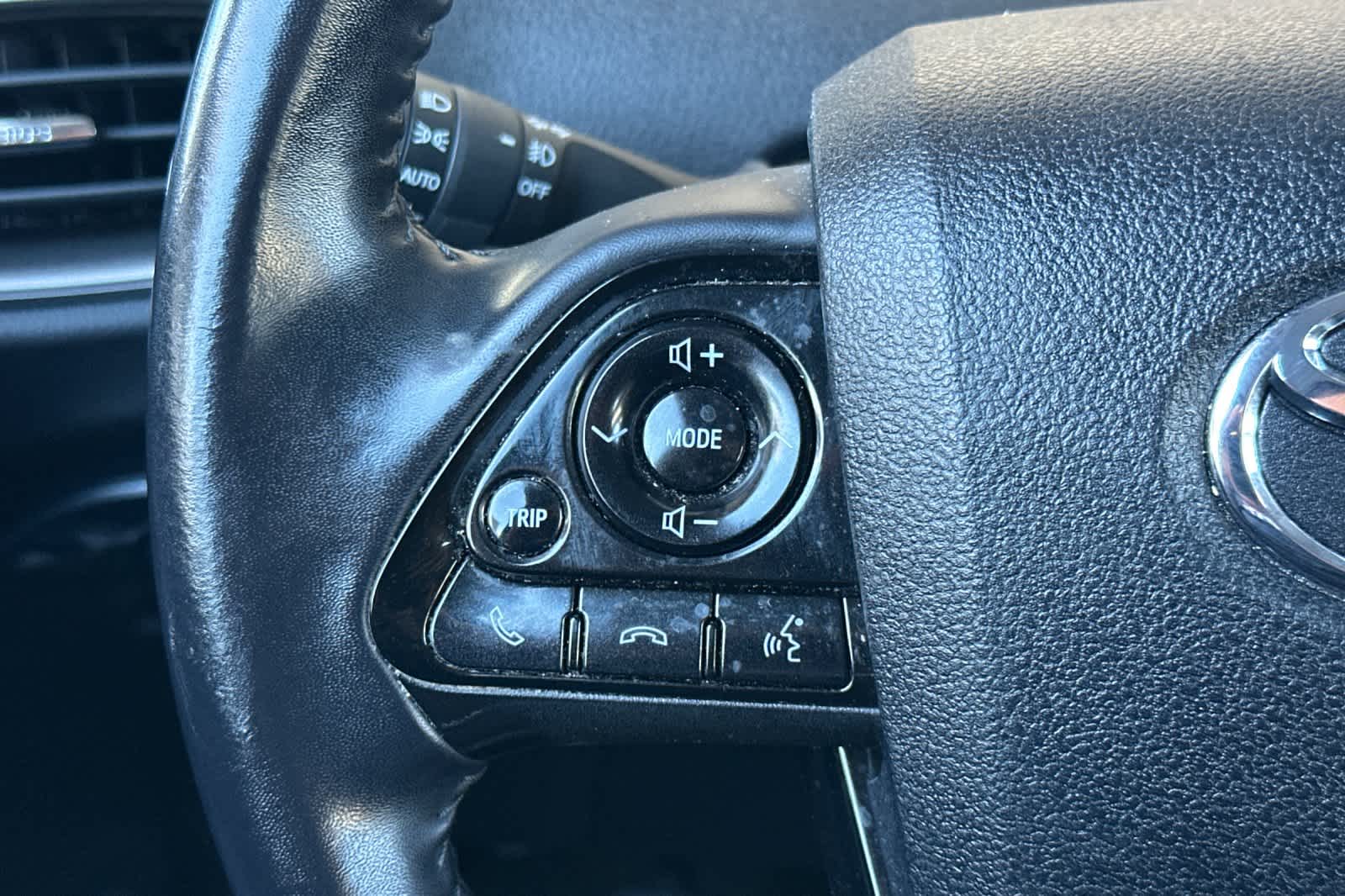 Thumbnail: 2021 Toyota Prius Prime - 28