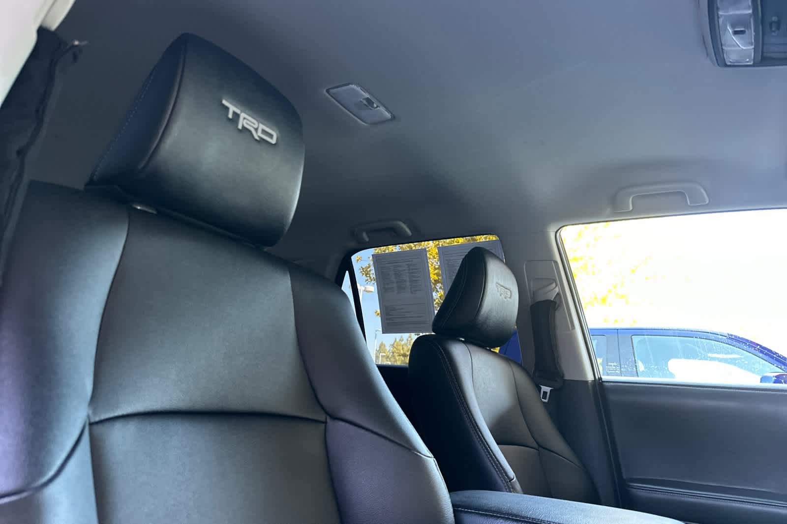 Thumbnail: 2022 Toyota 4Runner - 18