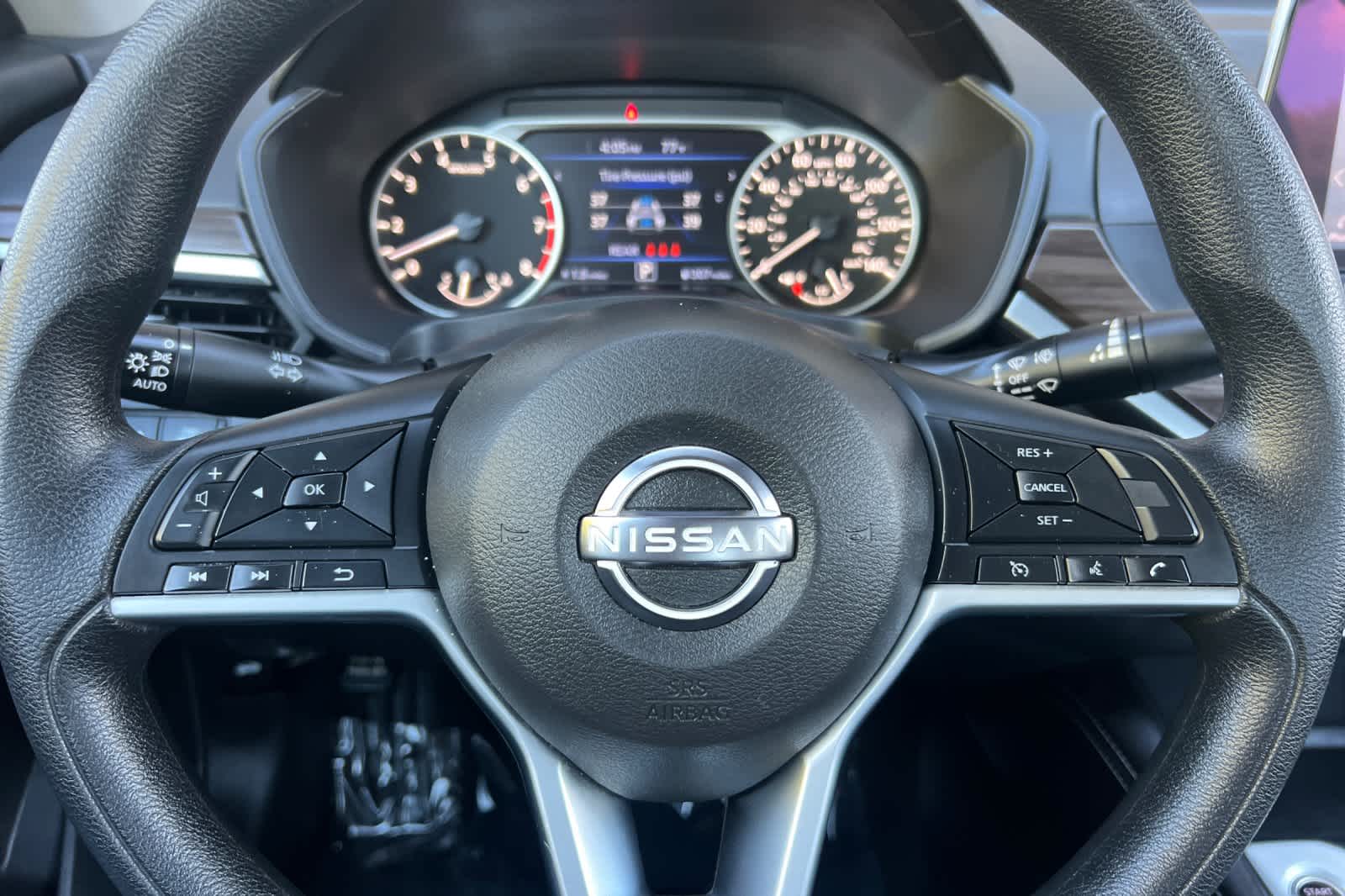 Thumbnail: 2023 Nissan Altima - 23