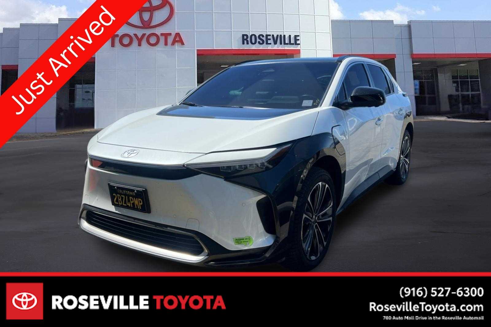 Thumbnail: 2023 Toyota bZ4X - 1
