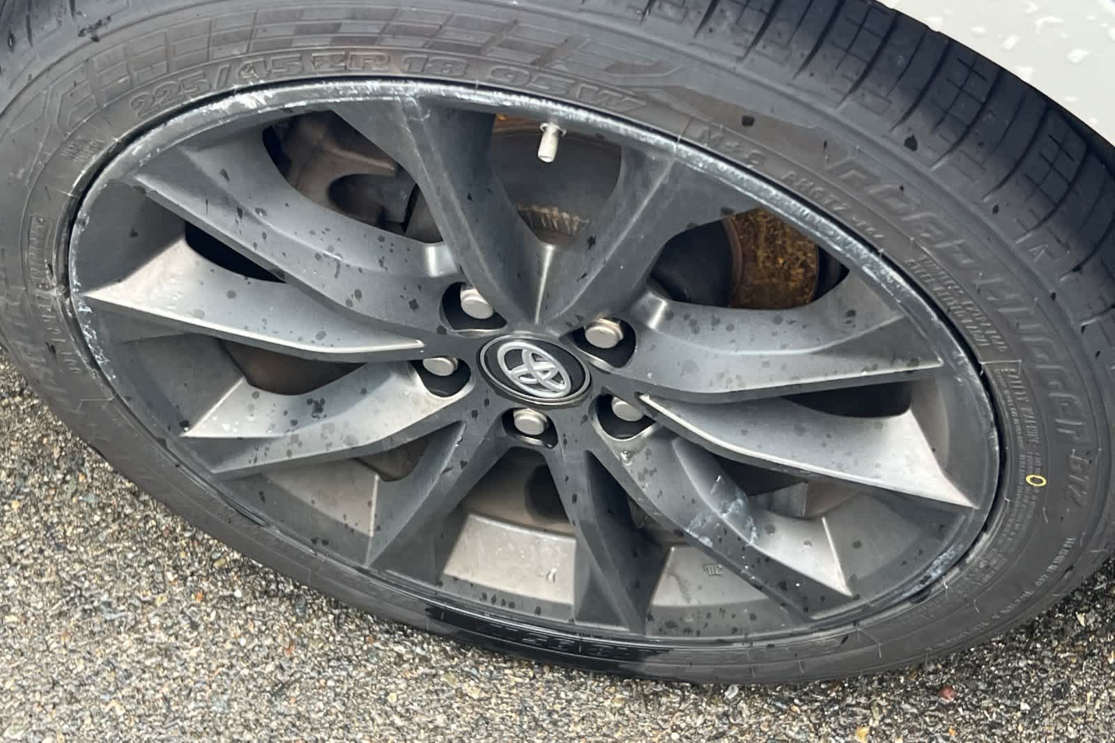 Thumbnail: 2017 Toyota Camry - 14