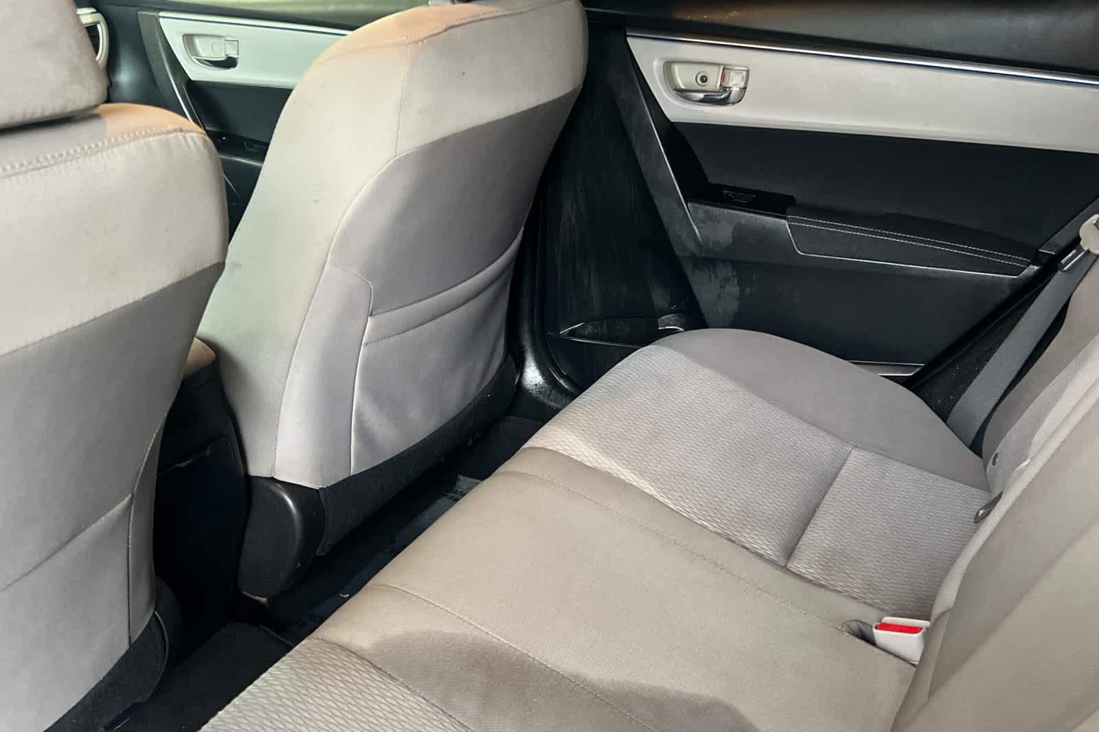 Thumbnail: 2015 Toyota Corolla - 4