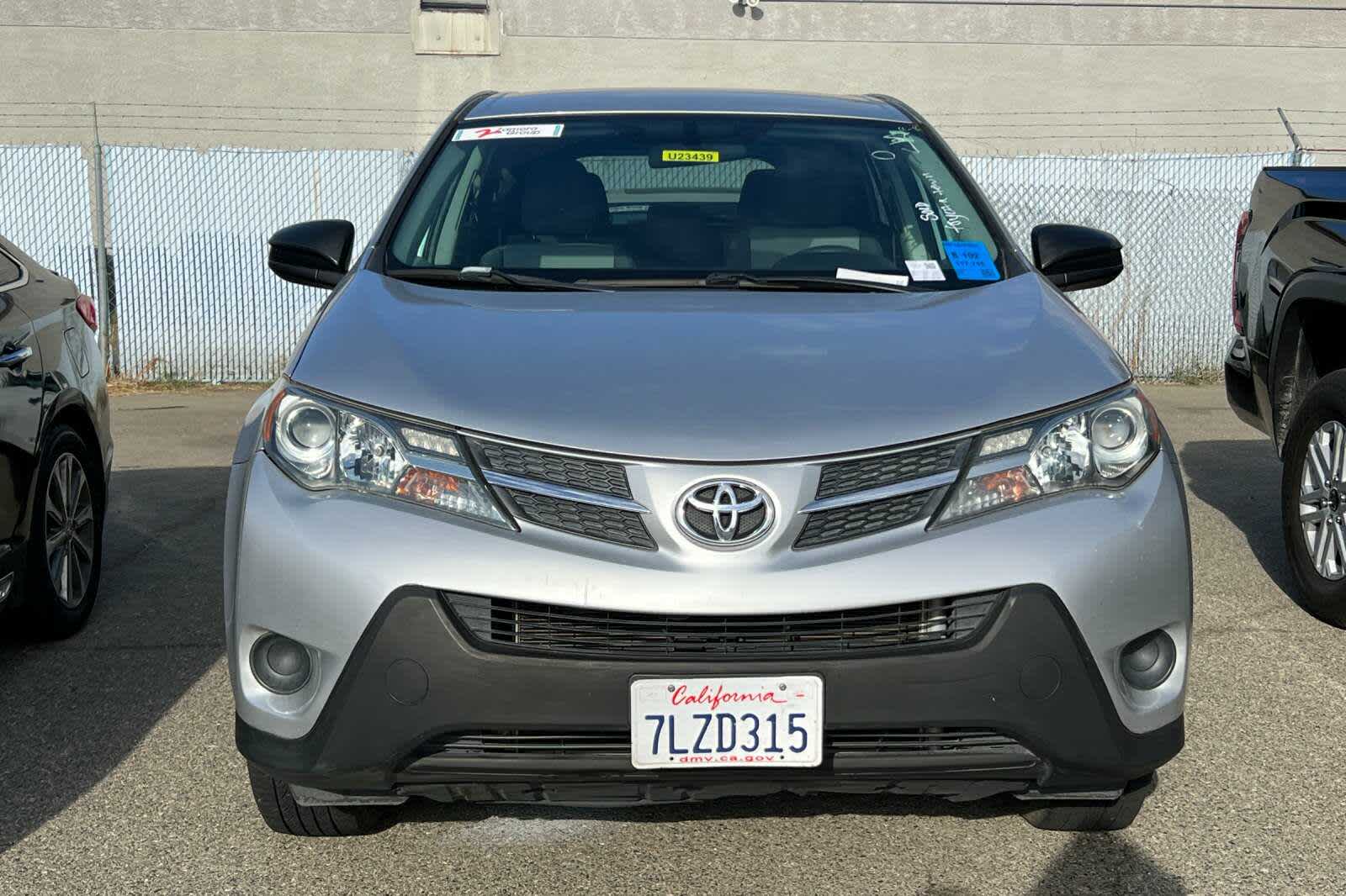 2013 Toyota RAV4 LE 7