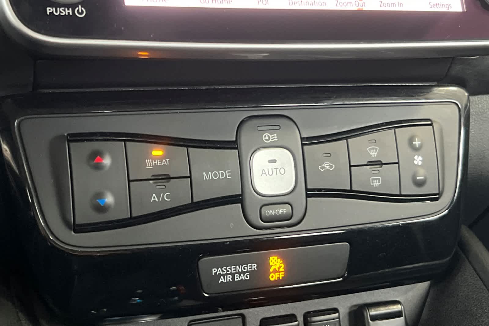 Thumbnail: 2022 Nissan Leaf - 22