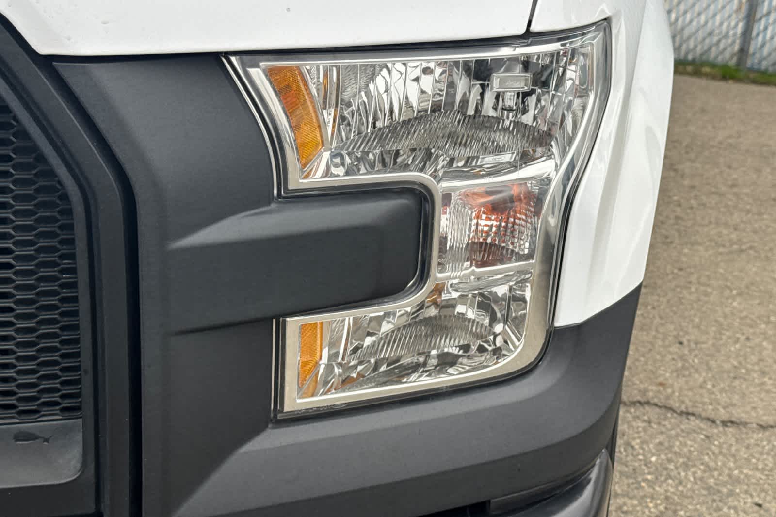 Thumbnail: 2017 Ford F-150 - 11