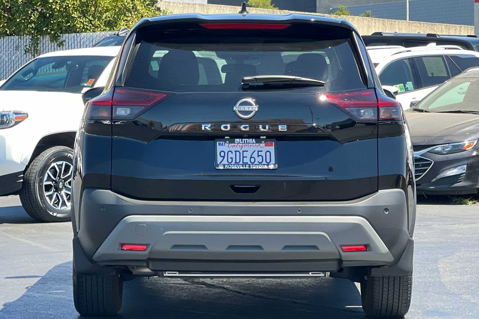 Thumbnail: 2023 Nissan Rogue - 8