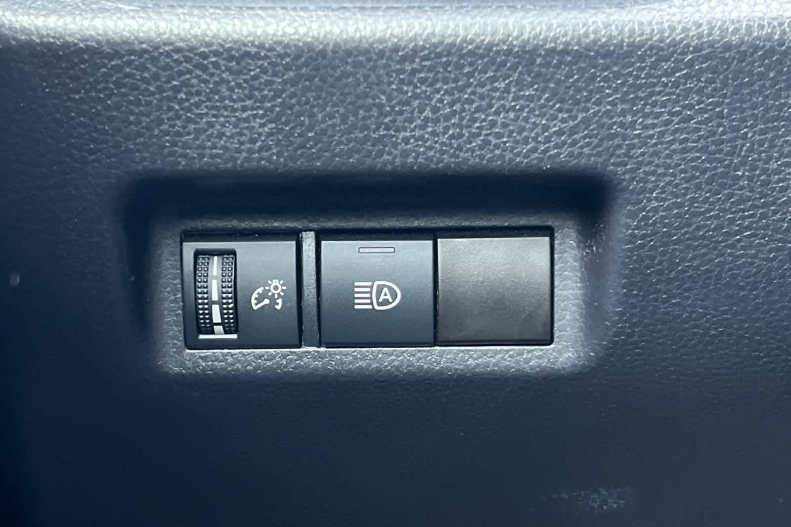Thumbnail: 2024 Toyota RAV4 - 30