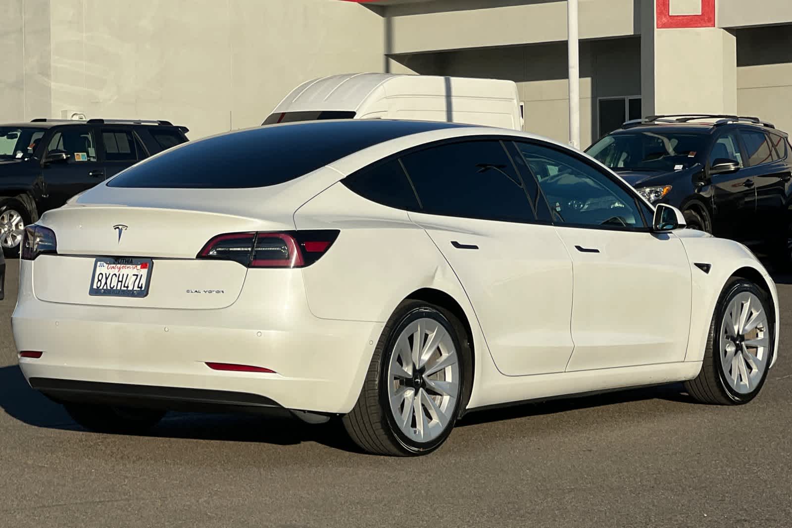Thumbnail: 2021 Tesla Model 3 - 2