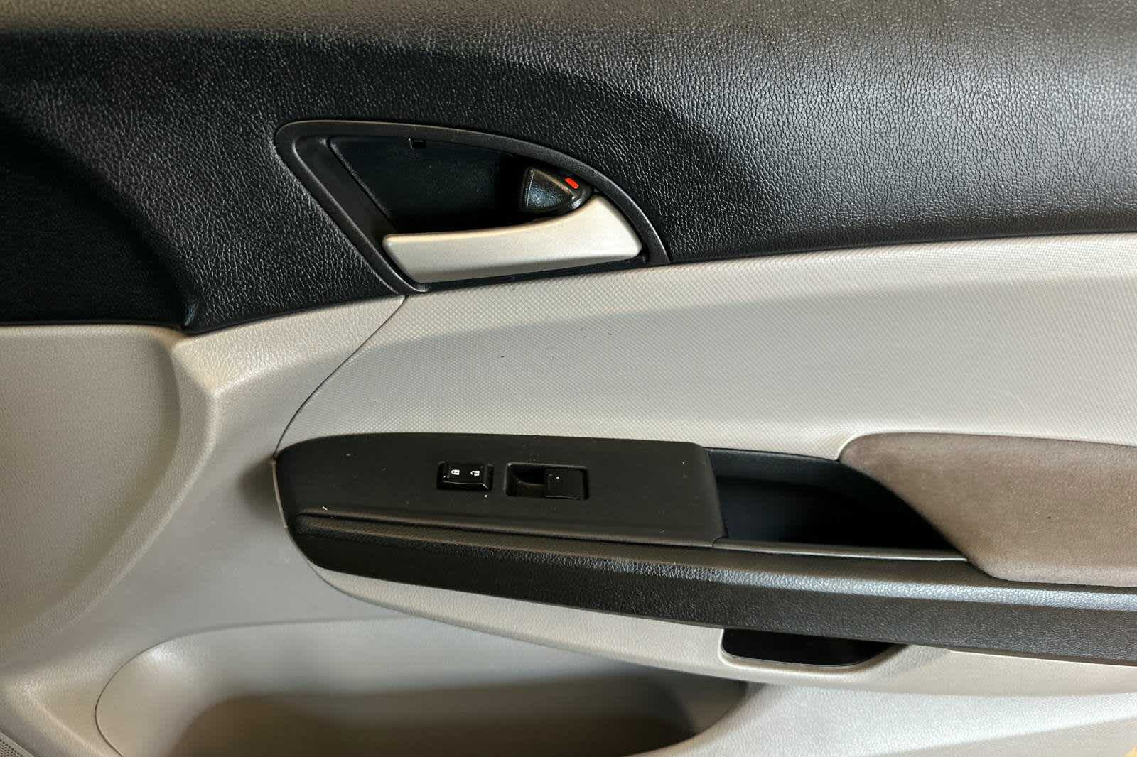 Thumbnail: 2012 Honda Accord - 18
