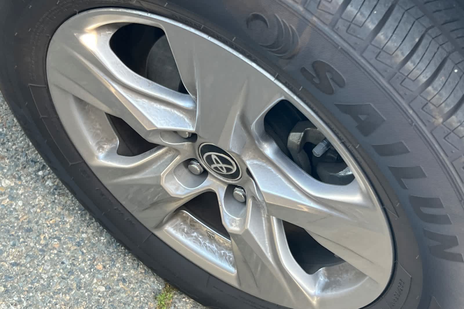 Thumbnail: 2022 Toyota RAV4 - 12