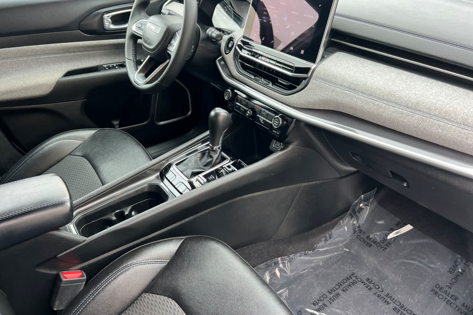 Thumbnail: 2024 Jeep Compass - 17