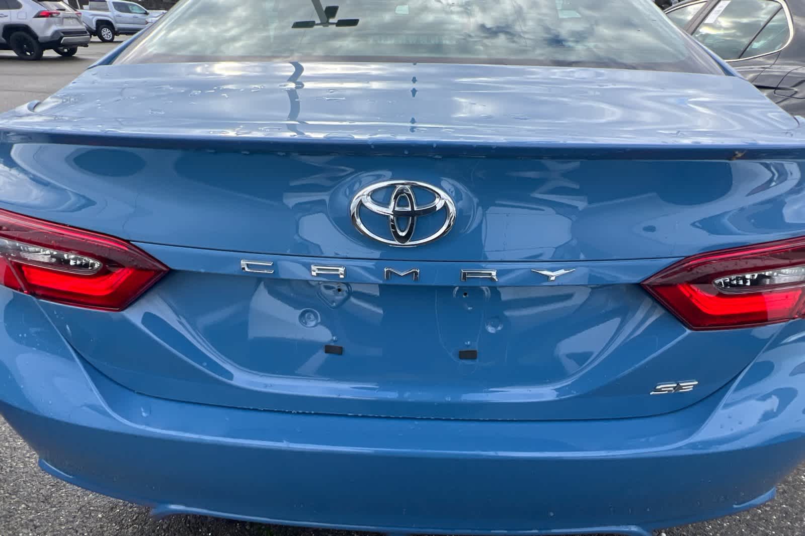 Thumbnail: 2023 Toyota Camry - 16