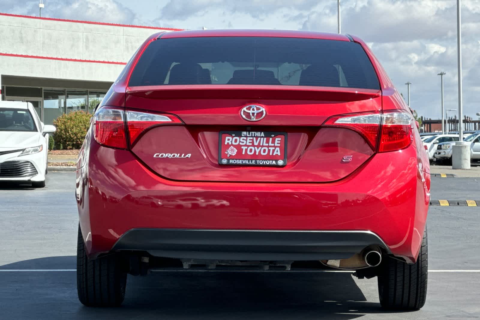 2016 Toyota Corolla S 8