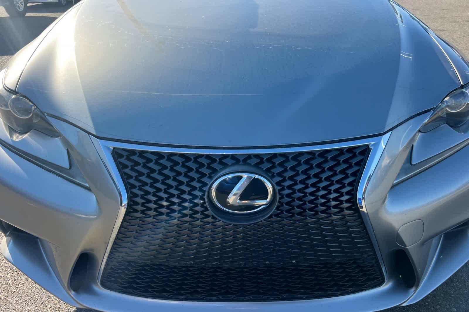 Thumbnail: 2015 Lexus IS - 9
