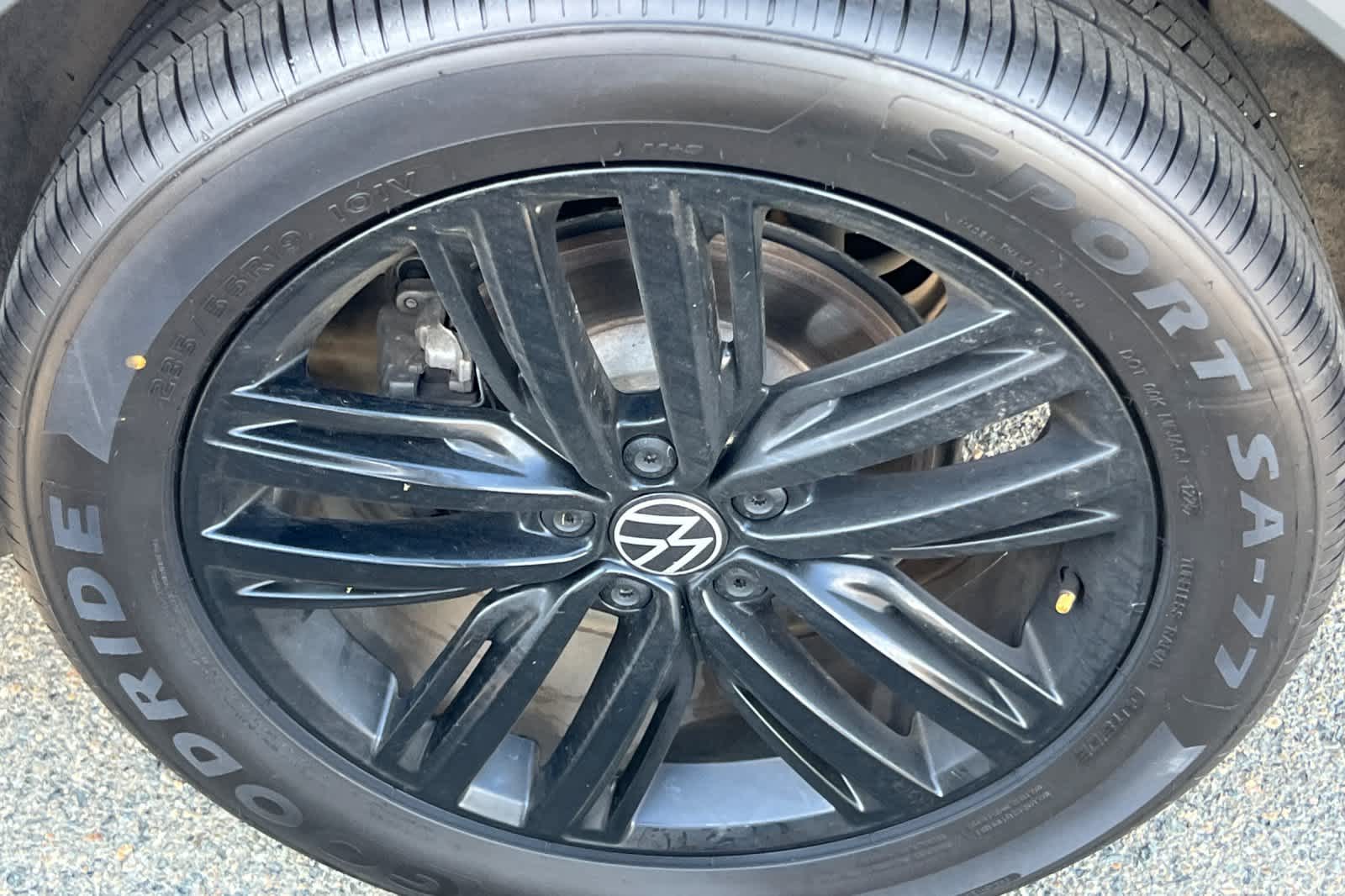 Thumbnail: 2022 Volkswagen Tiguan - 22