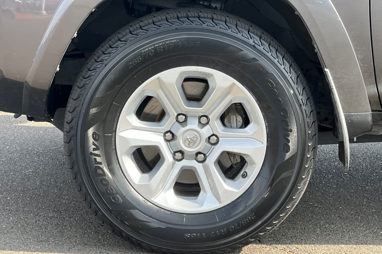 Thumbnail: 2020 Toyota 4Runner - 27