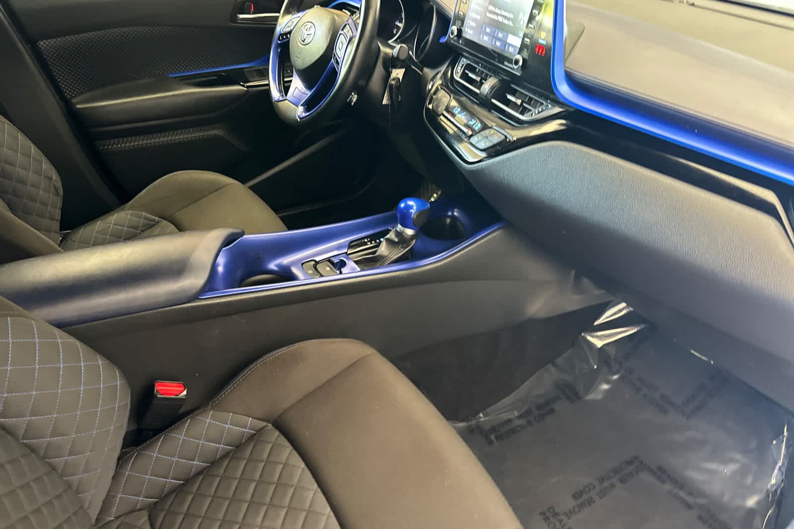 Thumbnail: 2020 Toyota C-HR - 16