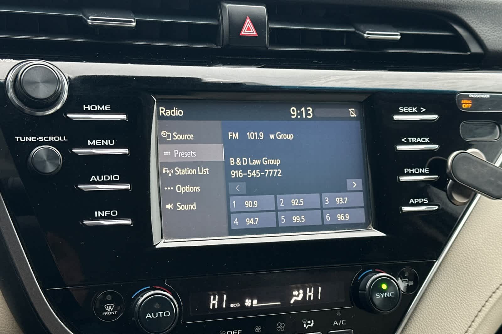 Thumbnail: 2018 Toyota Camry - 19