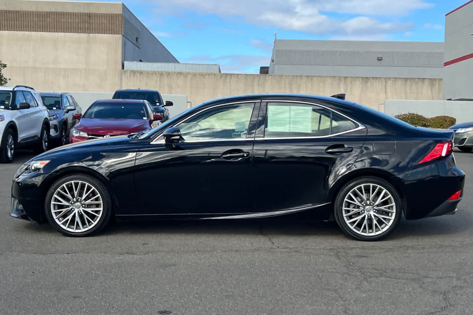 Thumbnail: 2015 Lexus IS - 9