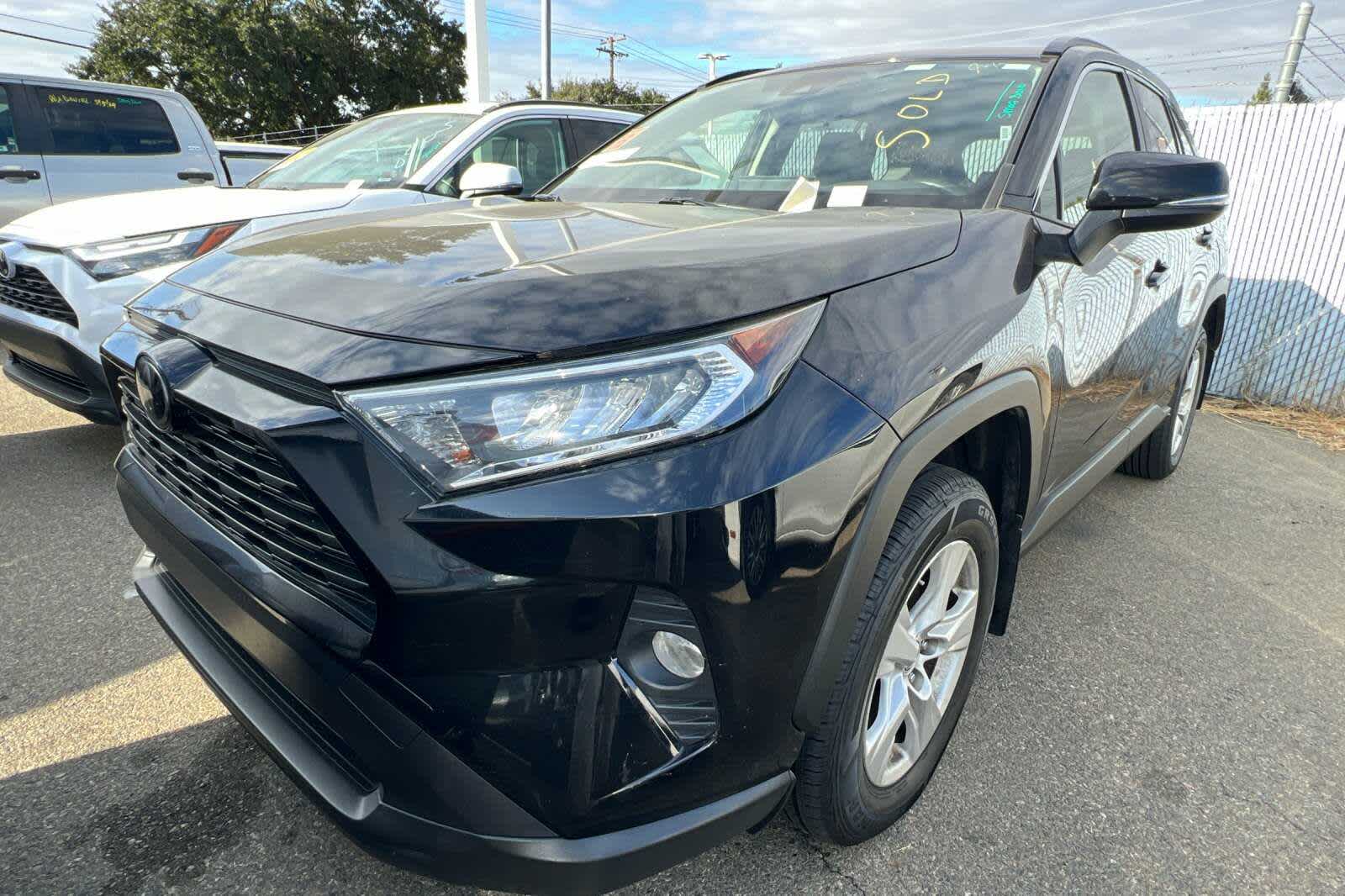 2019 Toyota RAV4 XLE 2