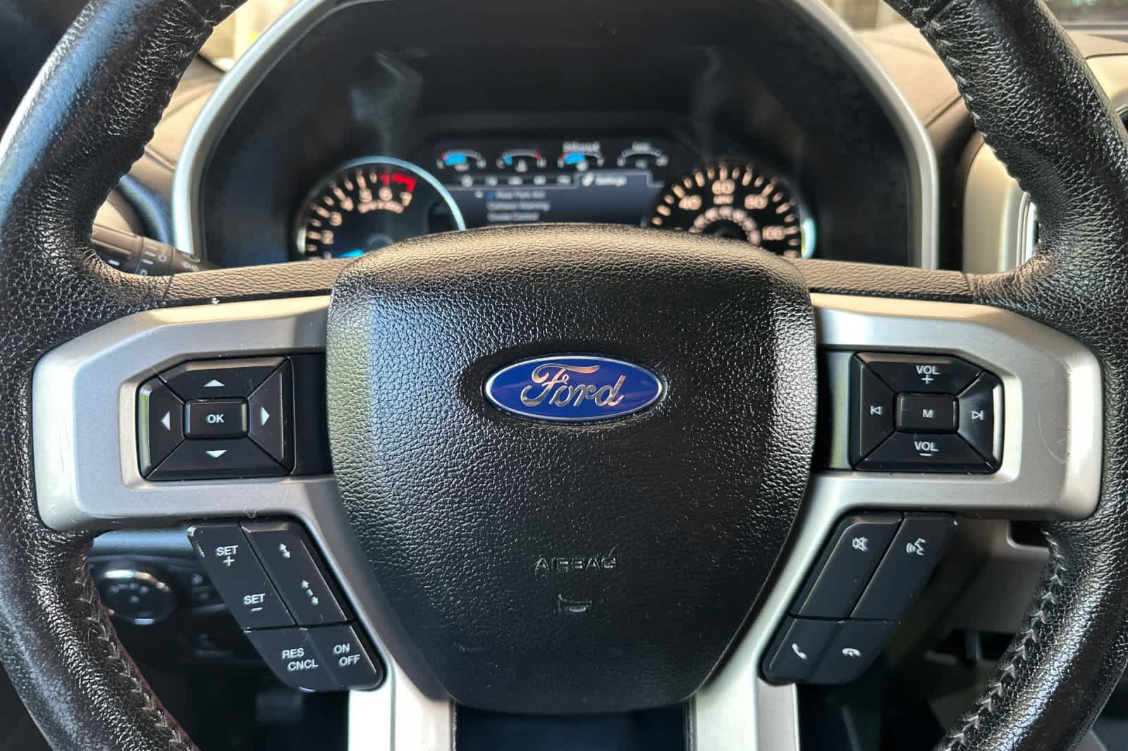 Thumbnail: 2015 Ford F-150 - 24