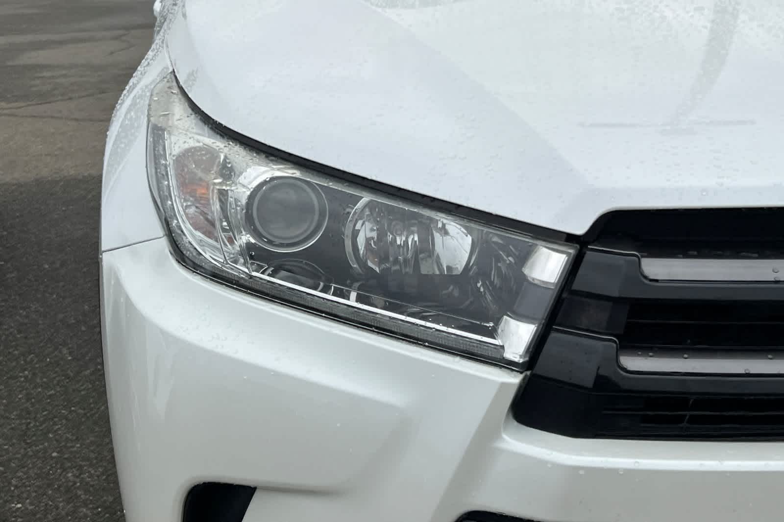 Thumbnail: 2019 Toyota Highlander - 8