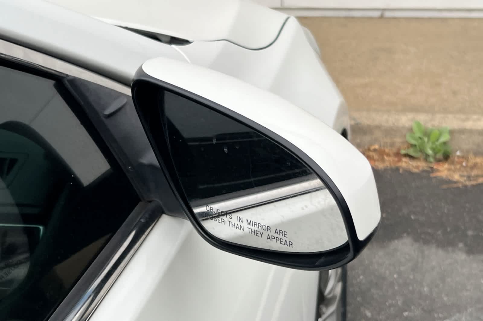 Thumbnail: 2016 Toyota Camry - 12