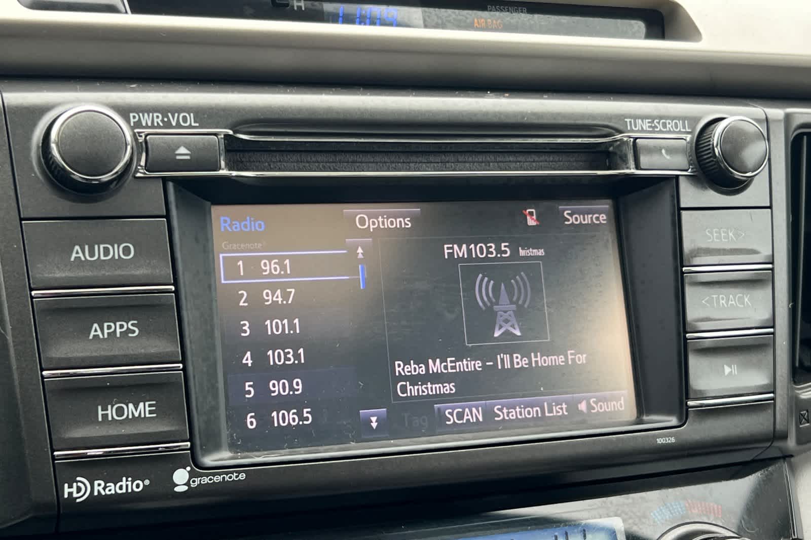 Thumbnail: 2014 Toyota RAV4 - 19