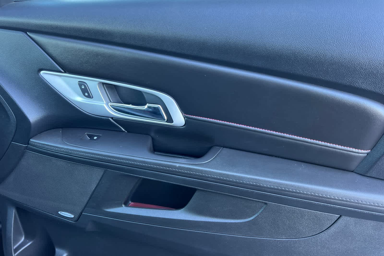 Thumbnail: 2016 GMC Terrain - 17