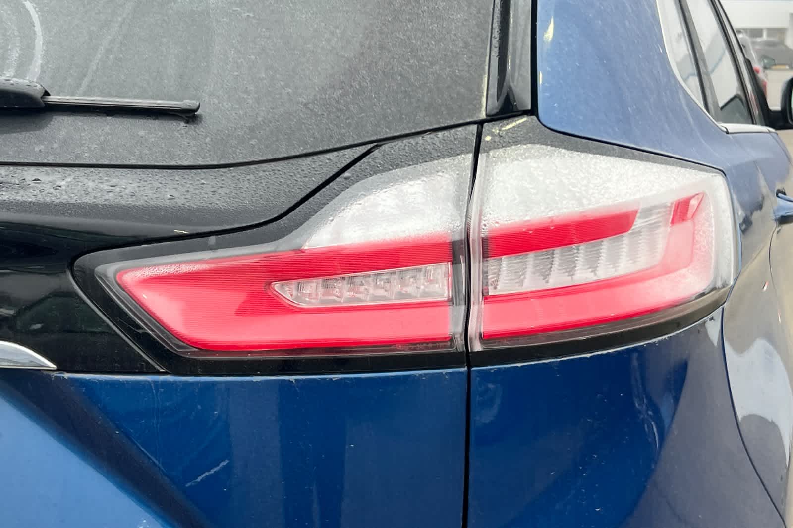 Thumbnail: 2020 Ford Edge - 17