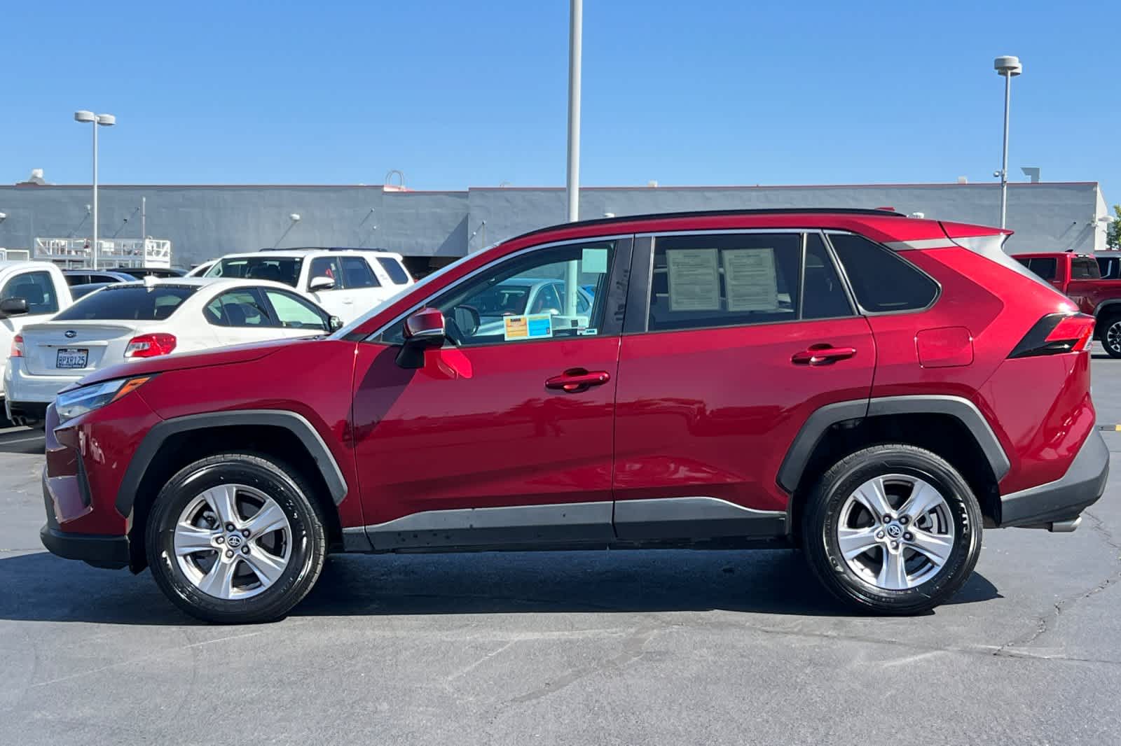 Thumbnail: 2023 Toyota RAV4 - 9