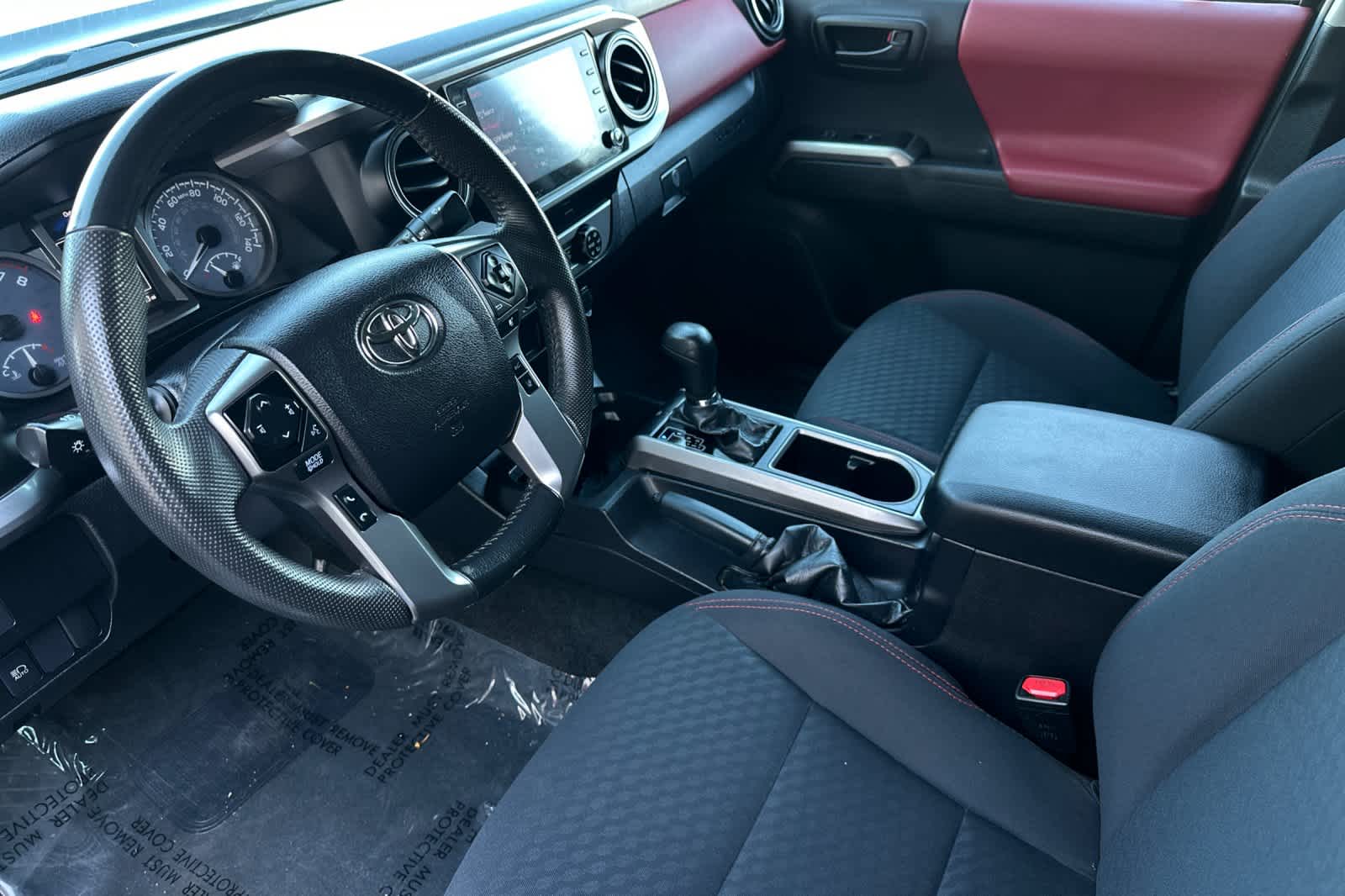 Thumbnail: 2021 Toyota Tacoma - 11