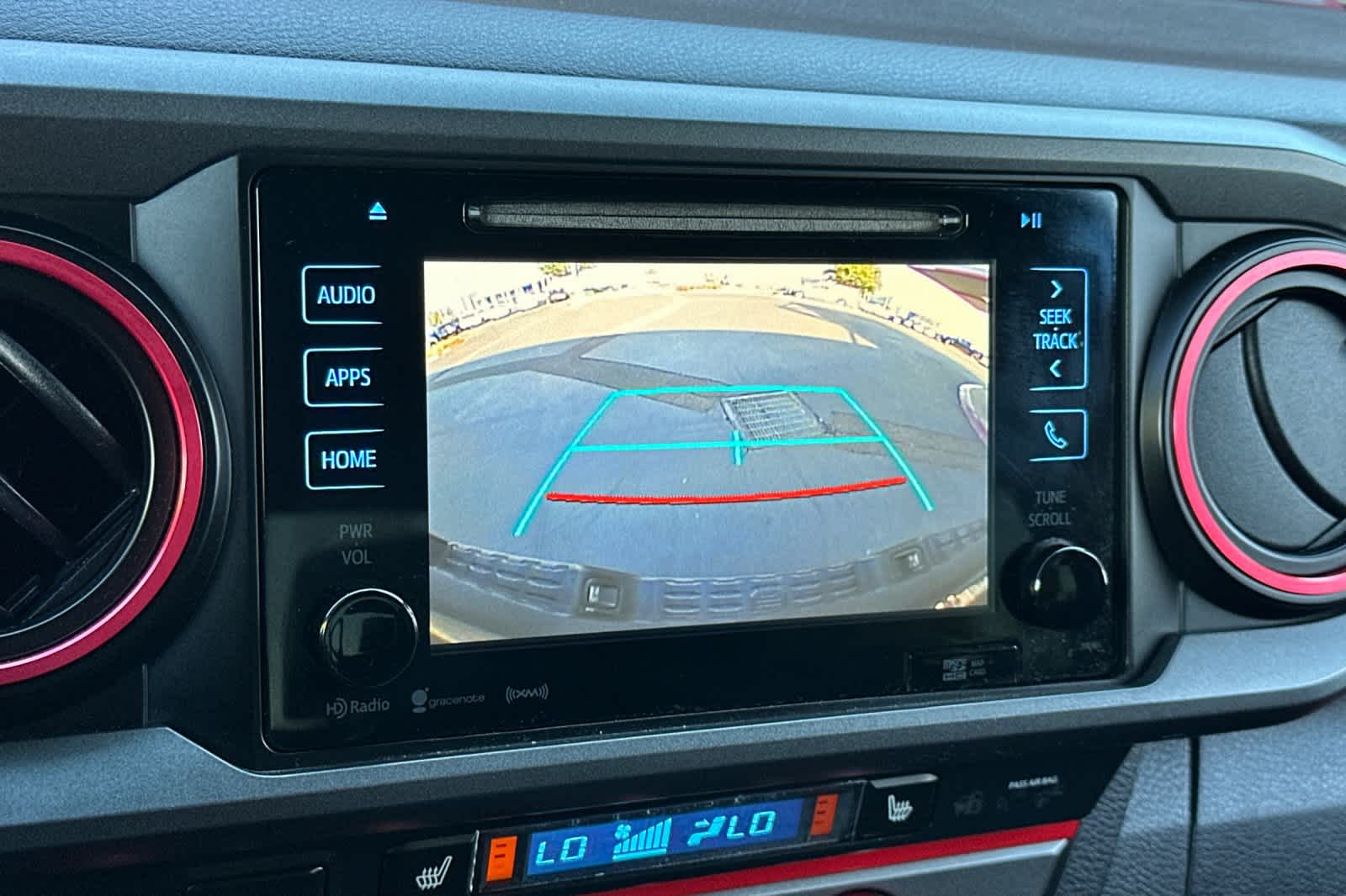 Thumbnail: 2019 Toyota Tacoma - 20