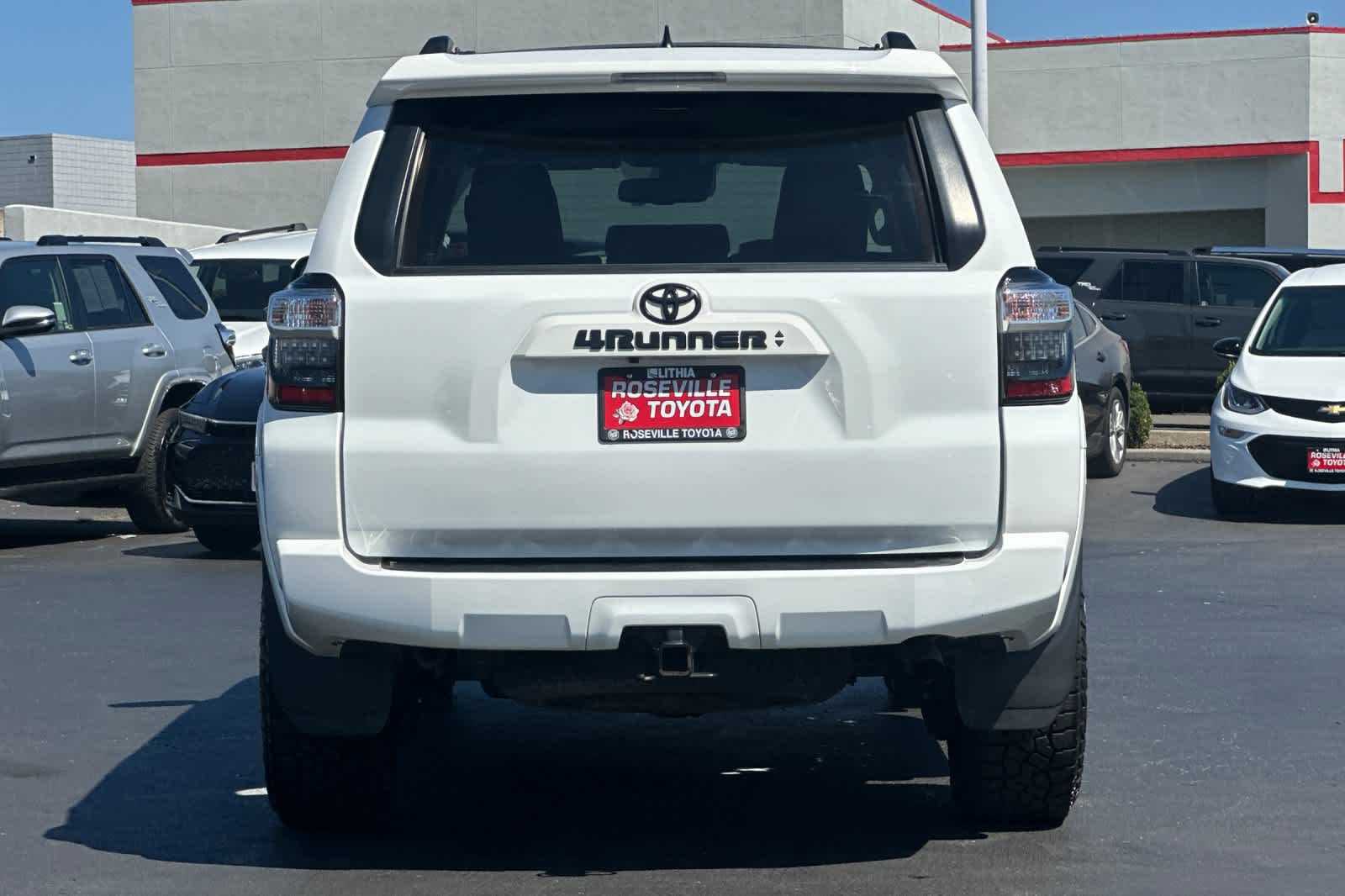 Thumbnail: 2023 Toyota 4Runner - 8