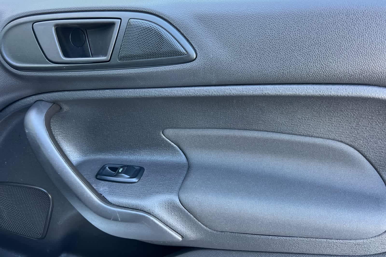 Thumbnail: 2019 Ford Fiesta - 18