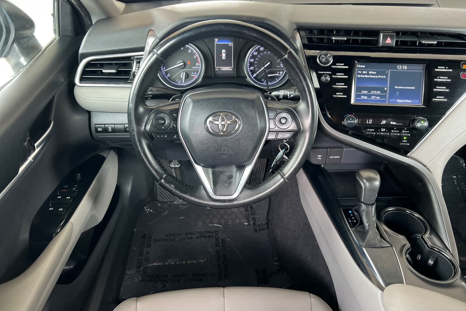 Thumbnail: 2018 Toyota Camry - 13