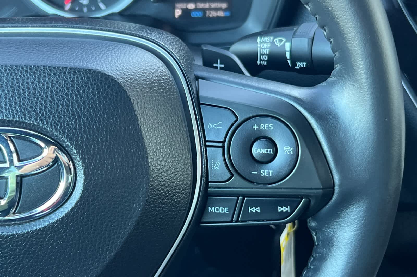 Thumbnail: 2022 Toyota Corolla - 24