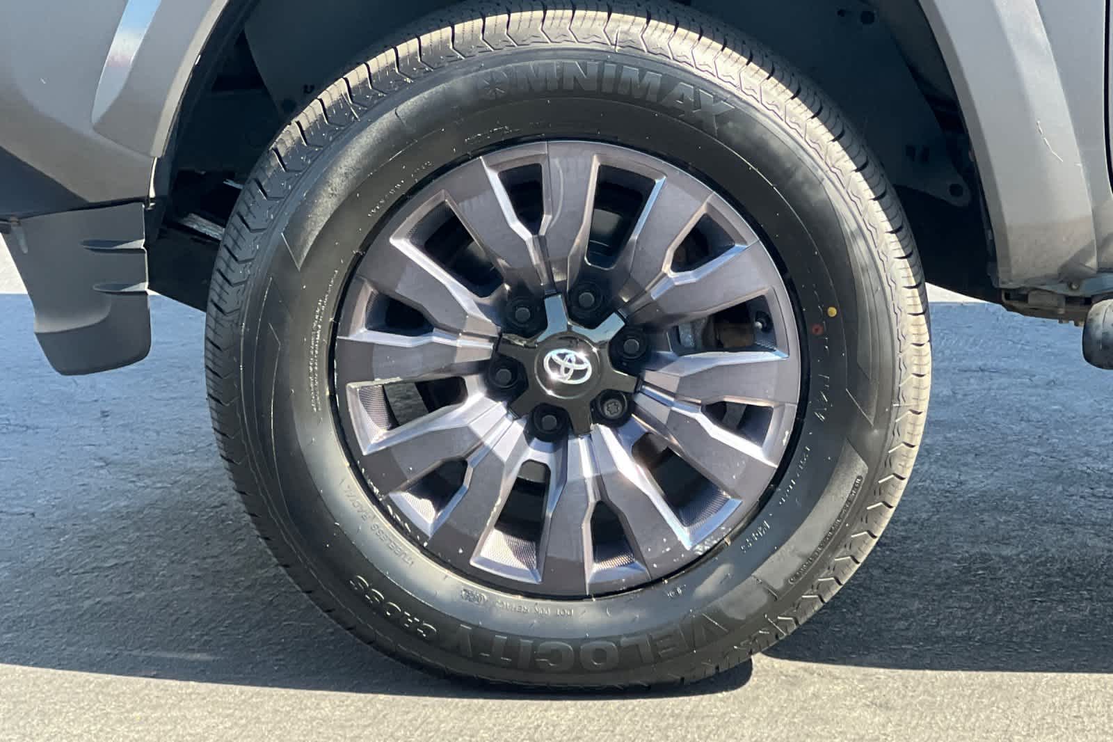 Thumbnail: 2021 Toyota Tacoma - 28