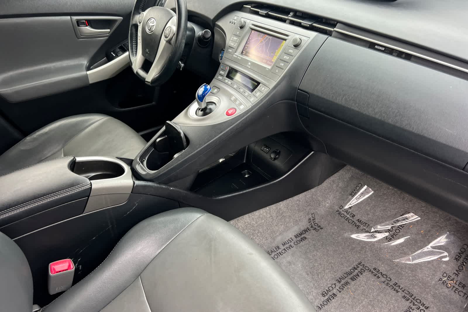 Thumbnail: 2013 Toyota Prius - 16