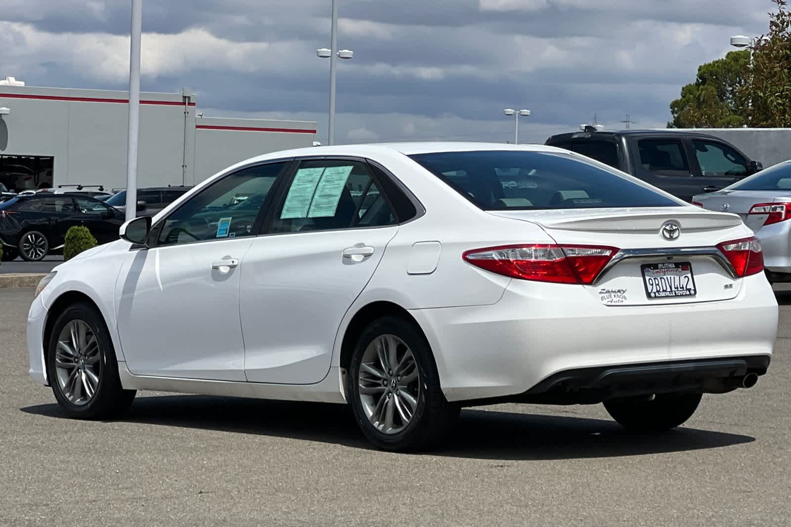 Thumbnail: 2016 Toyota Camry - 6