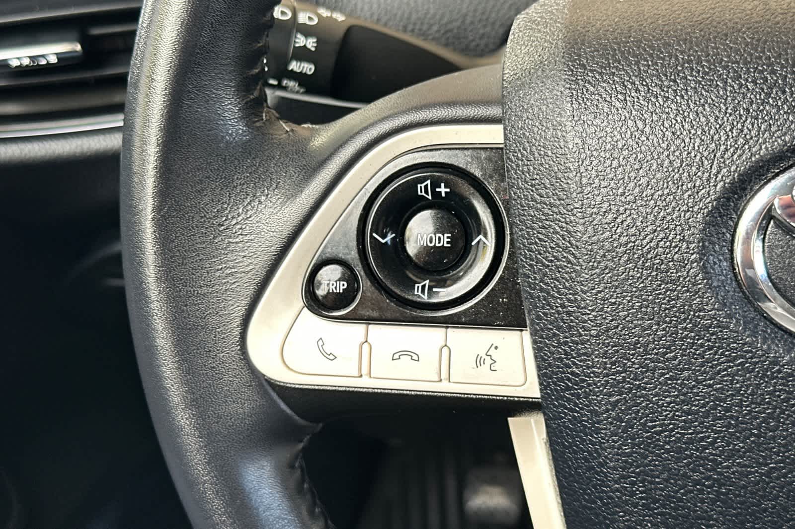 Thumbnail: 2017 Toyota Prius Prime - 27