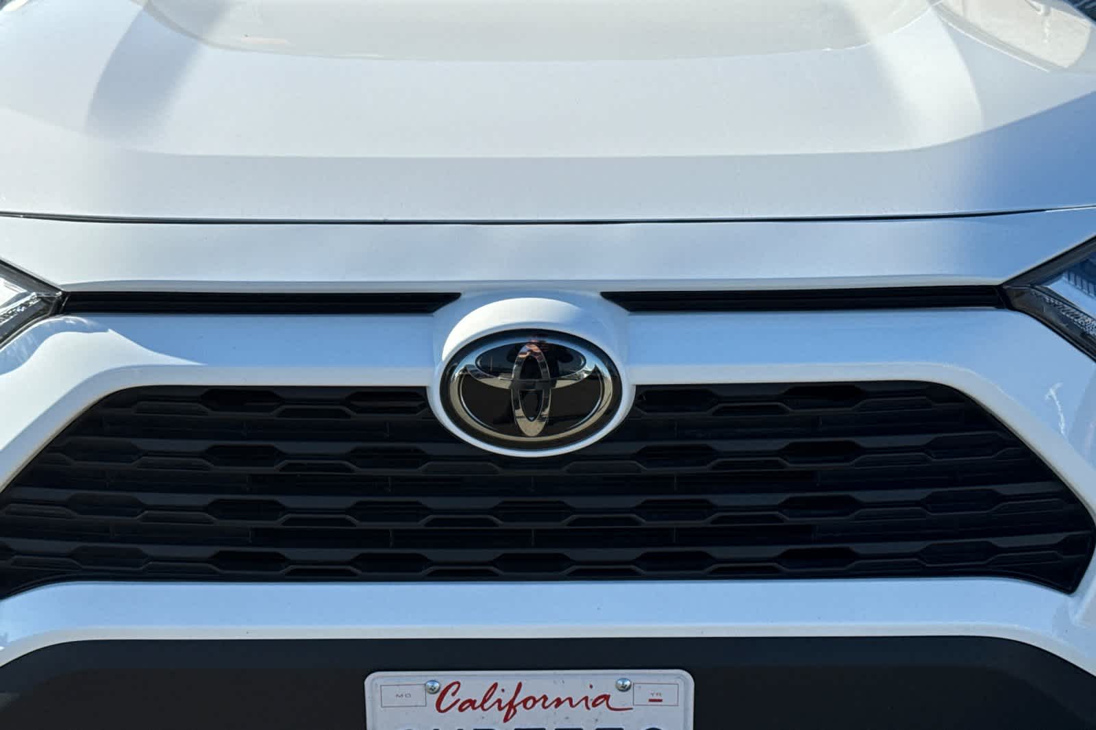 Thumbnail: 2024 Toyota RAV4 - 8