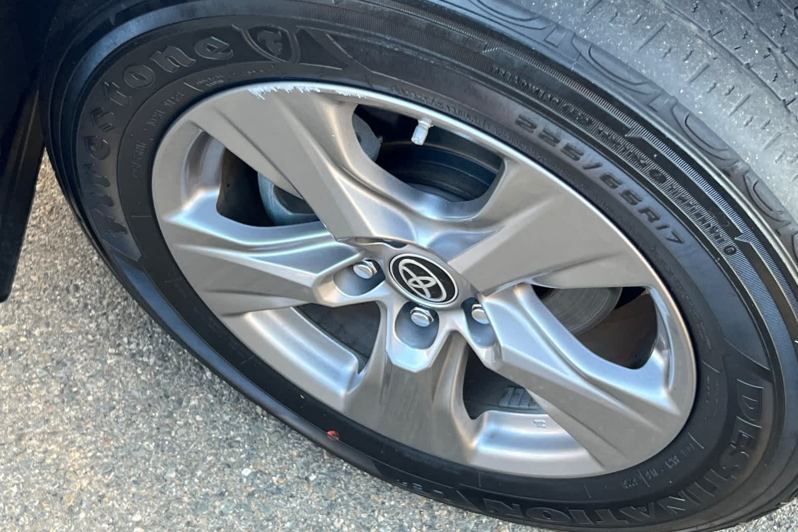 Thumbnail: 2023 Toyota RAV4 - 22