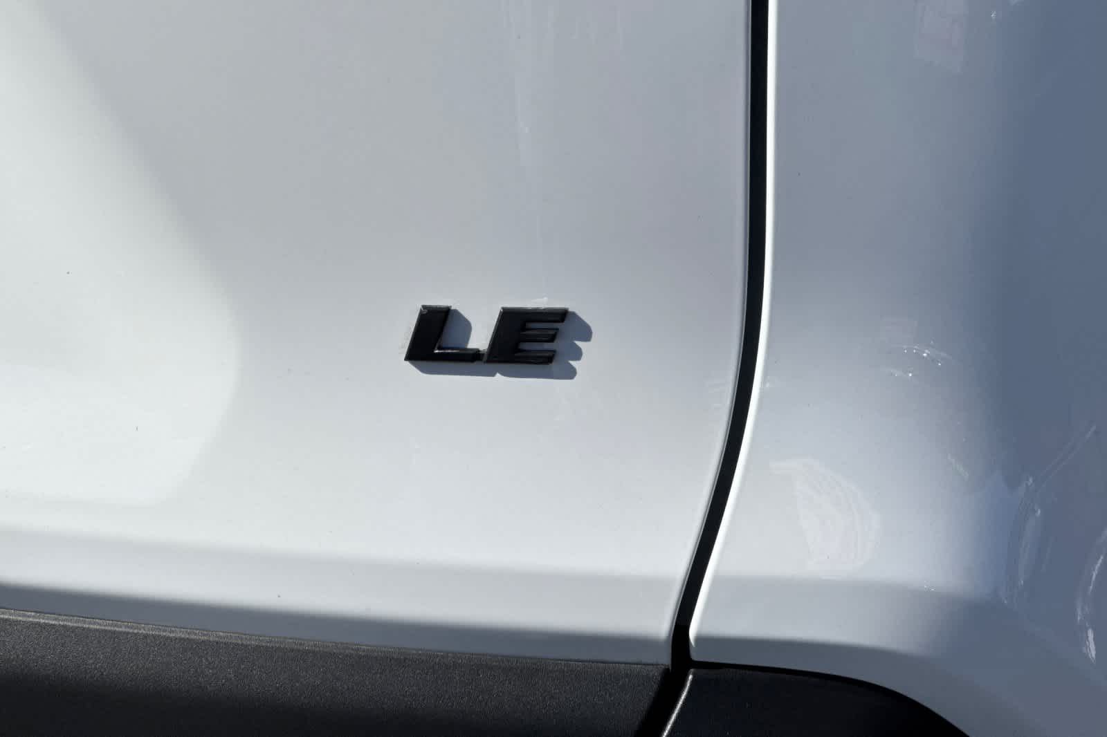 Thumbnail: 2020 Toyota RAV4 - 29